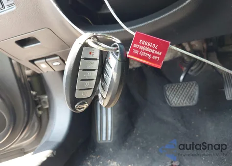 2015 Nissan Altima 2.5 Sl z USA, uszkodzony, nr VIN 1N4AL3AP1FN864548